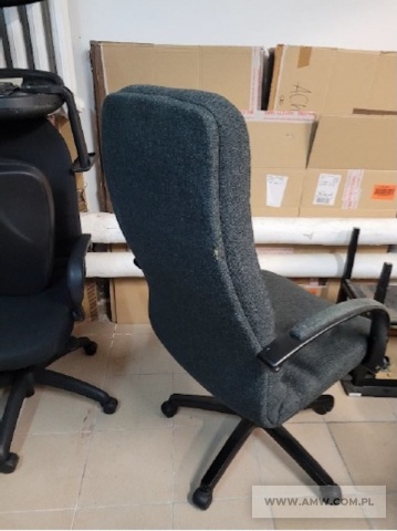 Fotele i krzesła - pakiet zawierający 46 szt. (wg oddzielnego wykazu) 